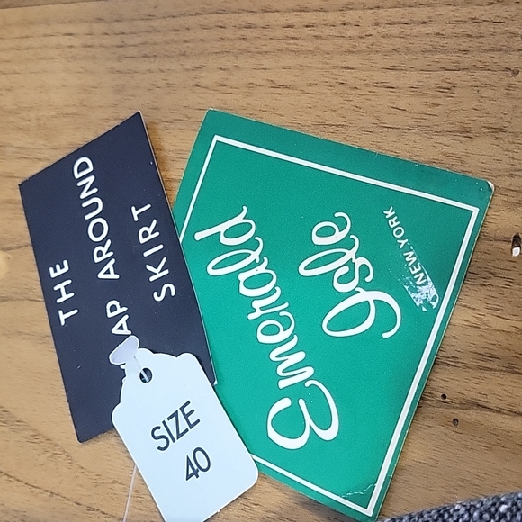 NWT Vintage Emerald Isle size 40 wool blend wrap around skirt - Picture 2 of 8